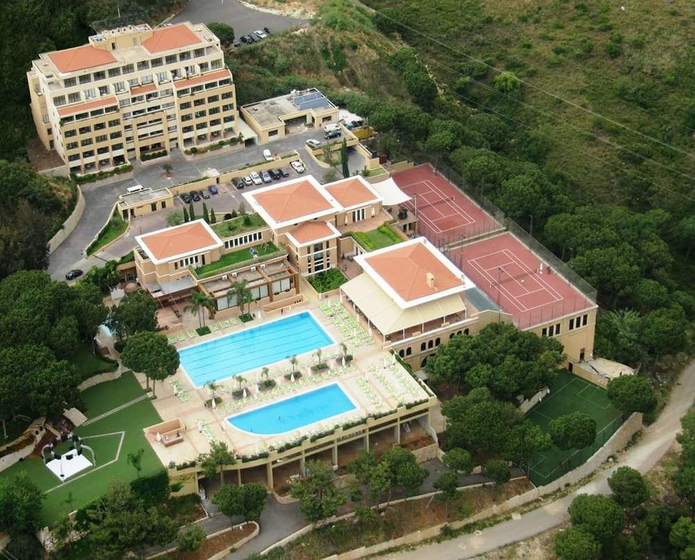 Country Lodge Hotel & Resort Бейрут Екстер'єр фото